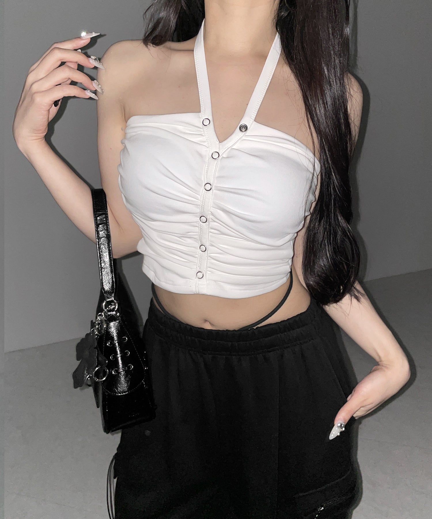 ホルターネックスナップボタンギャザーベアトップ ／ halter neck snap button gathered bare top