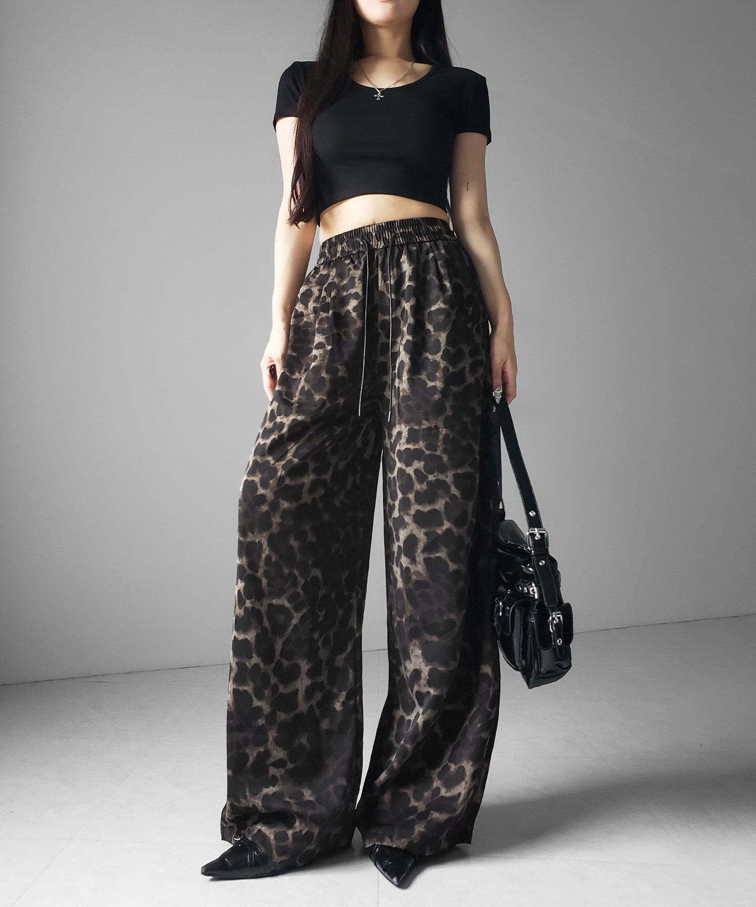 ヴィンテージレオパードリラクシーワイドイージーパンツ ／ vintage reopard relaxy wide easy pants