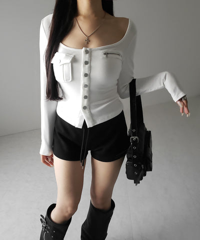 アウトポケットスクエアネック長袖スリムTシャツ ／Out pocket square neck long sleeve slim T-shirt