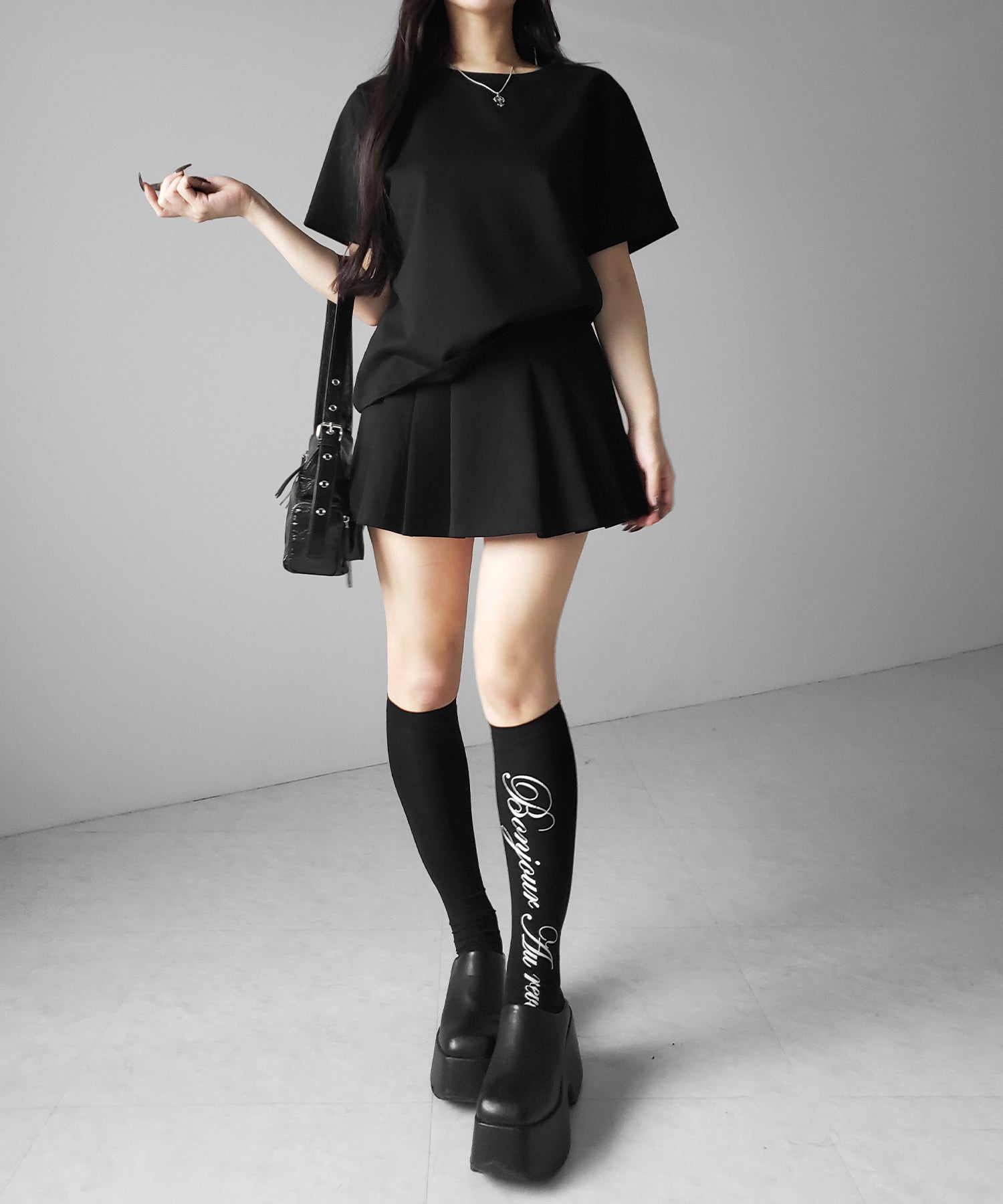 【 セットアップ 】オーバーサイズ半袖Ｔシャツ＋プリーツミニスカート SET ／( SETUP ) oversize shortsleeve Tee + pleated mini skirt SET