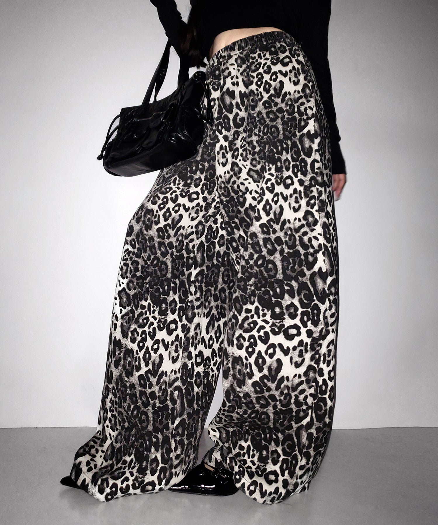 【 ２color 】ヴィンテージライクレオパードツイルワイドパンツ ／ vintage like leopard twill wide pants