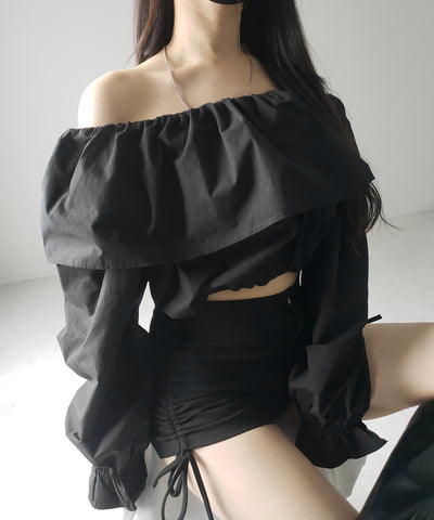 【 ２color 】オフショルダーフリルショートブラウス ／off shoulder frill short blouse