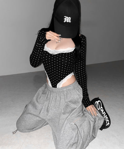 ドットカットアウトレースポイントボディスーツトップス ／dot cutout lace point bodysuit tops