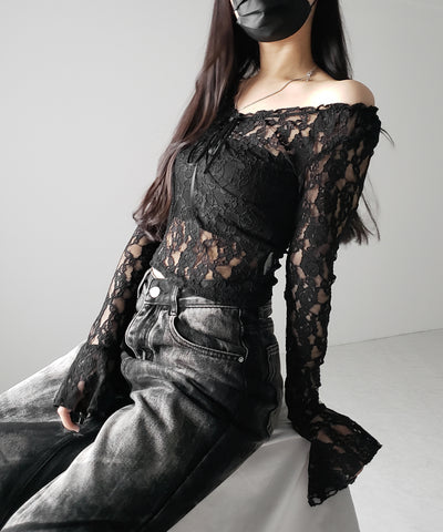 【 ２color ／２WAY 】フロントリボンオフショルスリムレーストップス ／ front ribbon off-shoulder slim lace tops