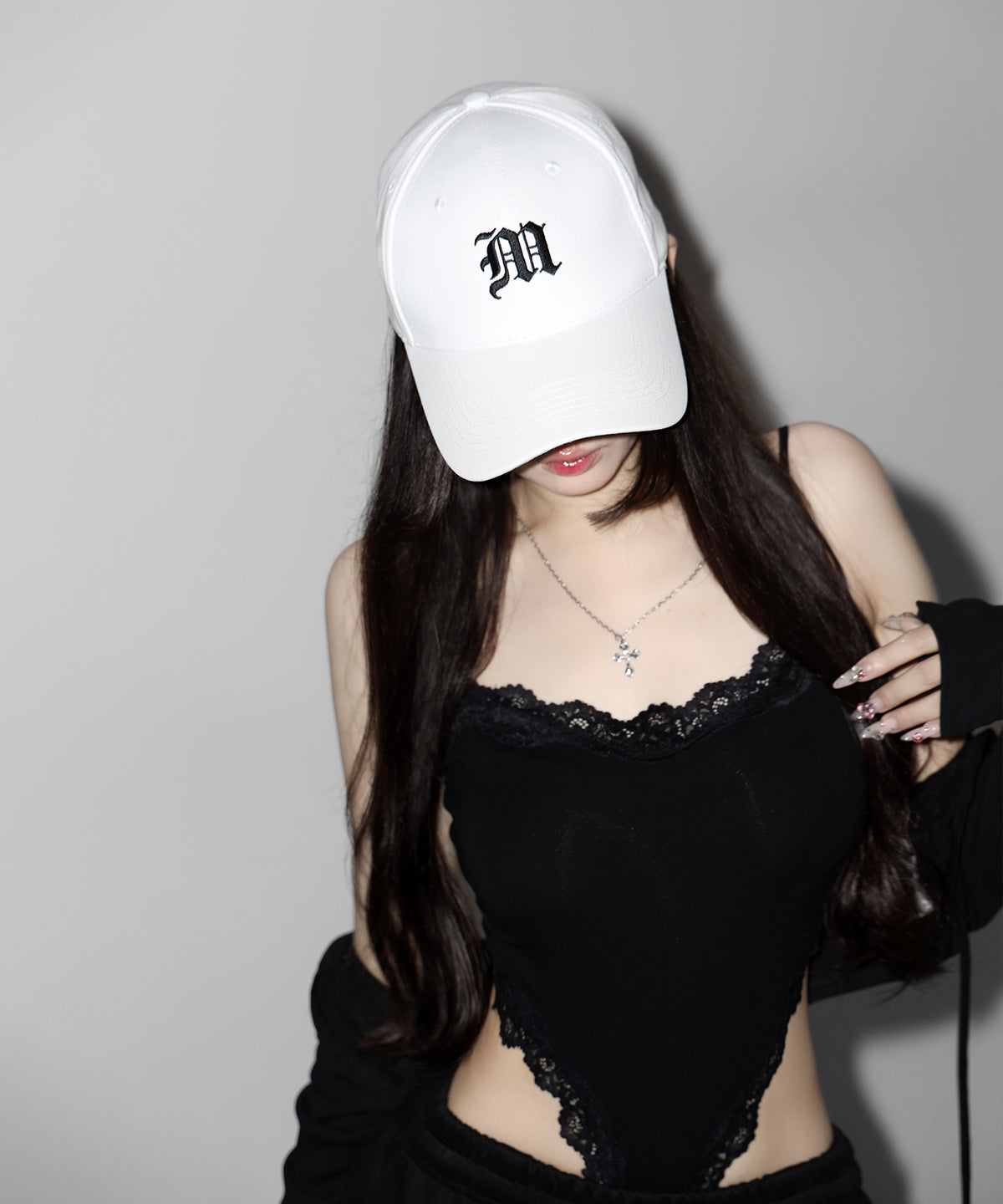 【 新色ホワイト追加！ 】M LOGO embroidery CAP ／ M LOGO 刺繍キャップ