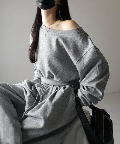 【 セットアップ 】ワンショルダーショートスウェットトップス ＋ タックワイドパンツ SET ／ off shoulder short sweat tops & tack wide pants SET