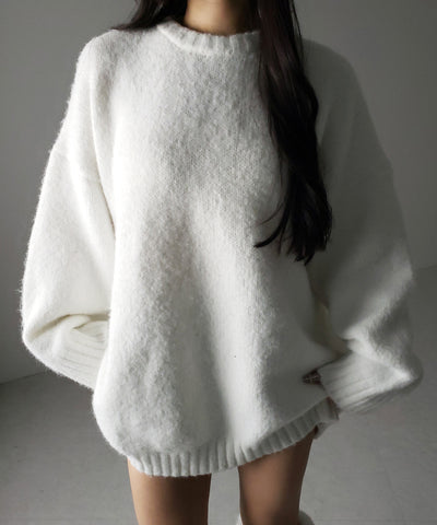 オーバーサイズフラッフィーニットプルオーバー ／ oversize fluffy knit pullover