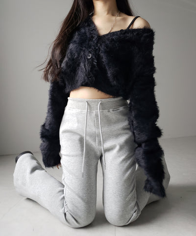 ブラックボタンショートシャギーニットカーディガン ／ black button short shaggy knit cardigan