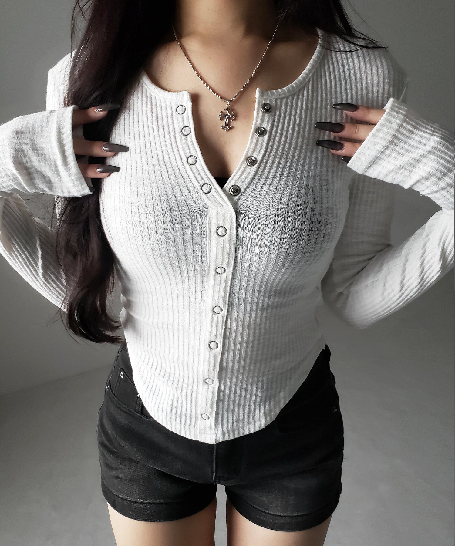 スナップボタンタイトリブカットソートップス ／ snap button tight ribbed cutsew tops