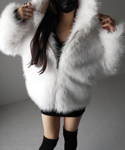 フェイクファーフーディミドルコート ／ fake fur hoodie middle coat