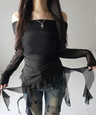 【 ２color 】アシンメトリーフリルオフショルシアートップス ／ asymmetrical frill off-shoulder sheer tops