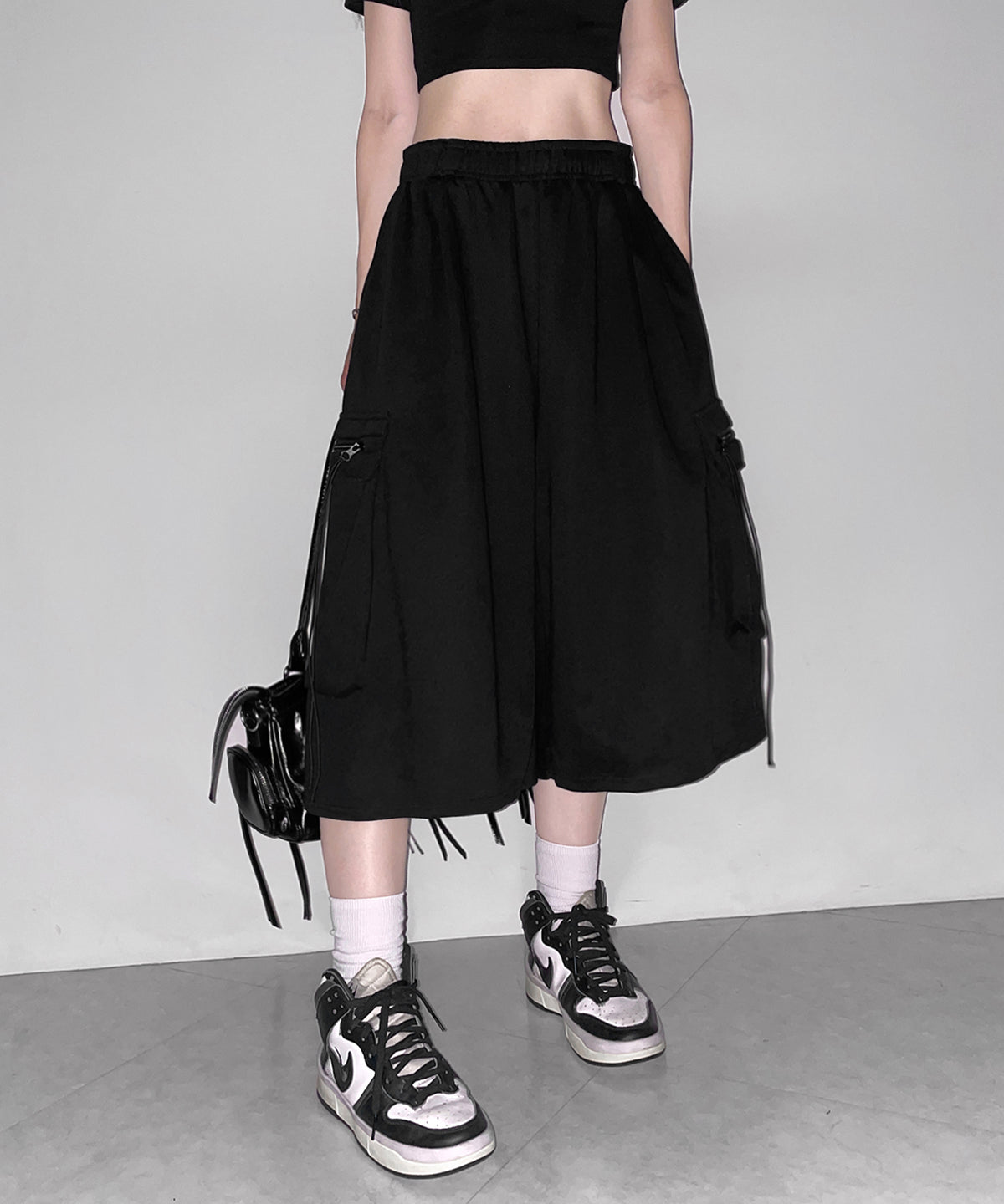タックワイドカーゴスウェットハーフパンツ / tuck wide cargo sweat half pants