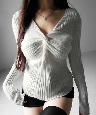 Ⅴネックツイストリブニットトップス ／ V-neck twisted rib knit tops