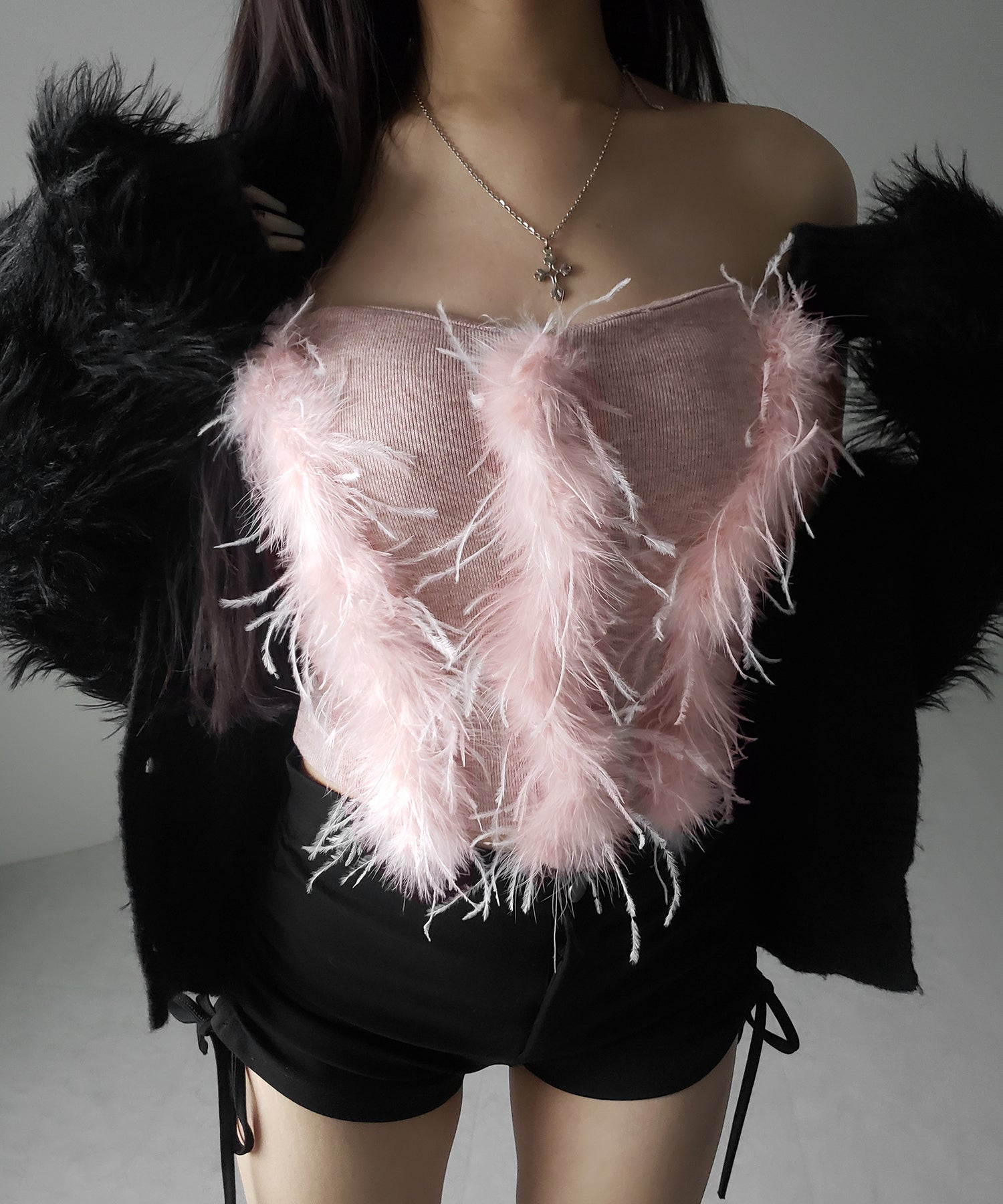 フェザーファードッキングビスチェベアトップ ／ feather fur docking bustier bare tops