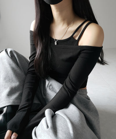 【 ２color 】レイヤードダブルストラップオフショルトップス ／ layerd double strap off shoulder tops