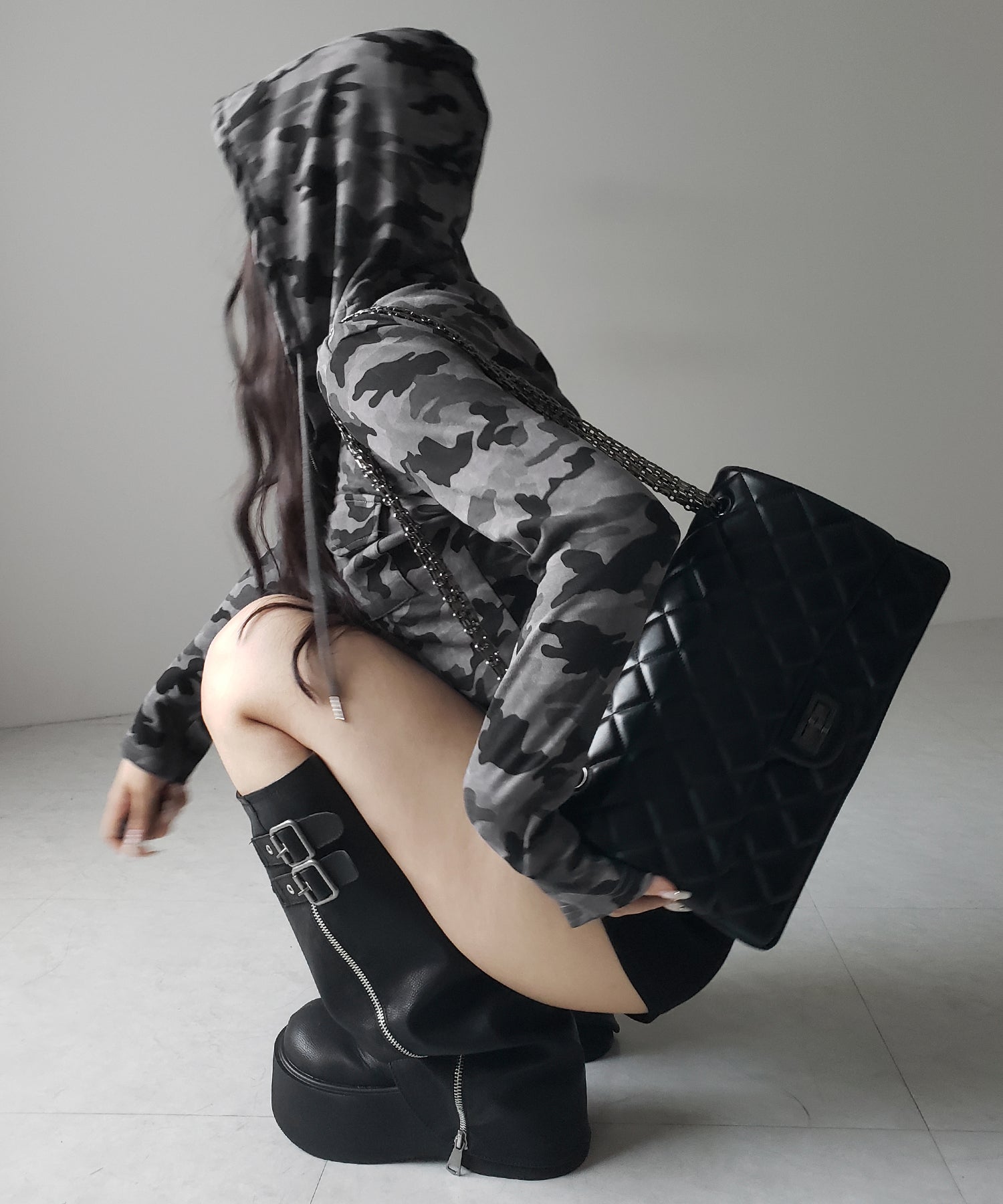 ヴィンテージカモフラダブルジップカットパーカー ／ vintage camouflage double zip cut hoodie