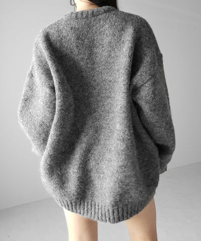 オーバーサイズフラッフィーニットプルオーバー ／ oversize fluffy knit pullover