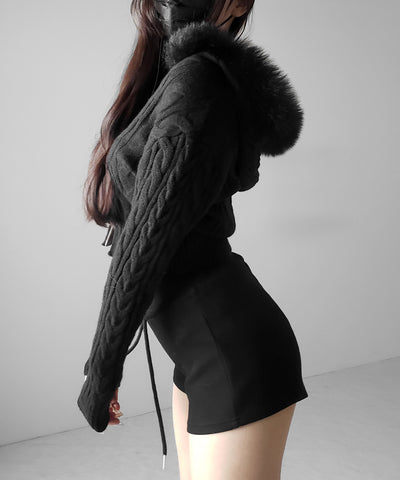 ファーフーディダブルジップショートニットパーカー ／ Fur hooded double zip short knit hoodie