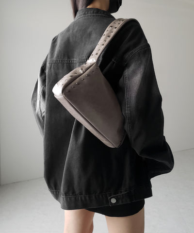 【 ２color】スタッズデザインスクエアショルダーバッグ ／ stud design square shoulder bag
