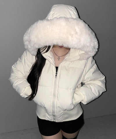 フェイクファーフード中綿ショートジャケット ／ fake fur hoodie fake down short jacket