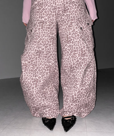 ヴィンテージライクピンクレオパードバレルカーゴパンツ ／ vintage like pink leopard barrel cargo pants