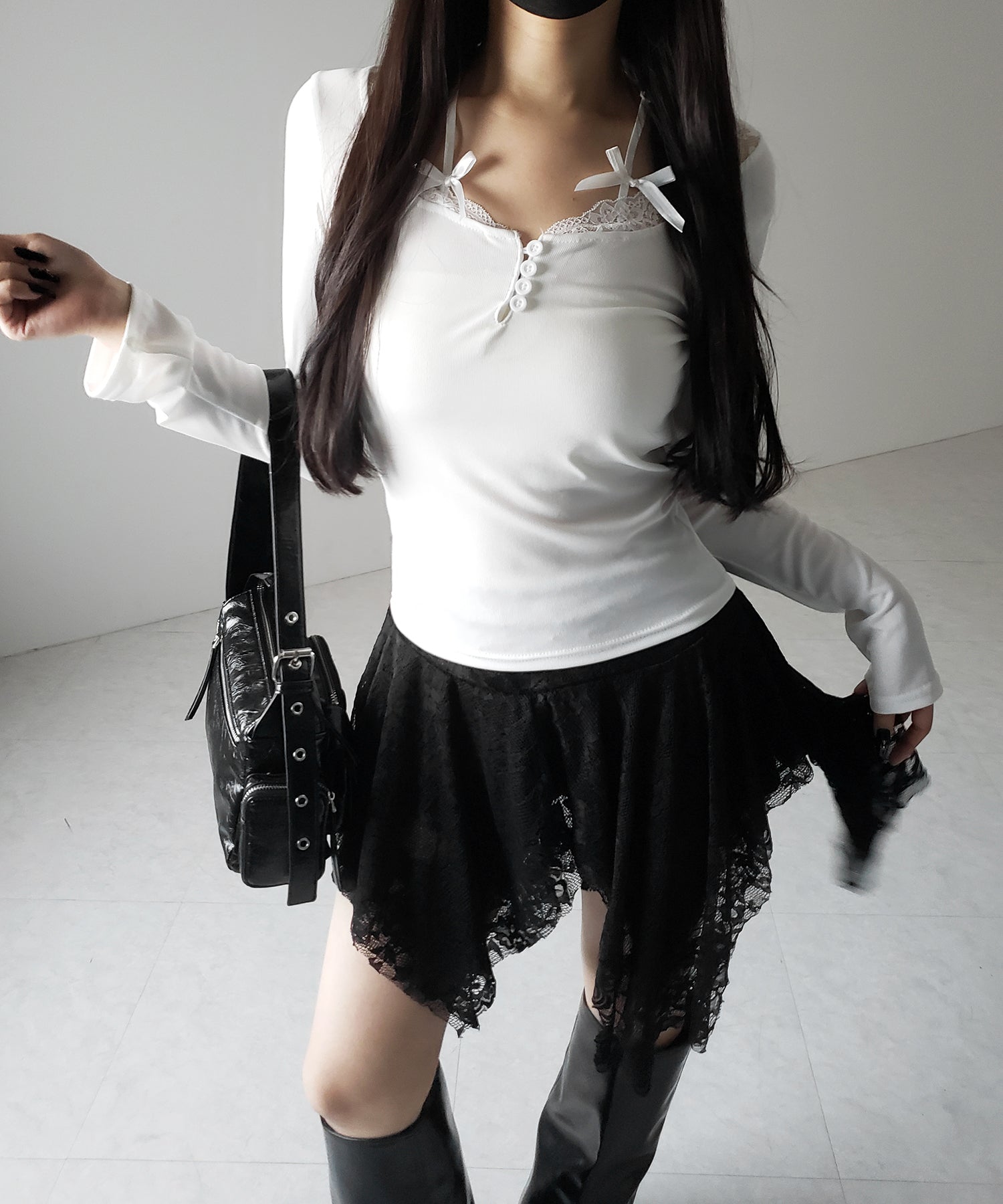 【 ２color 】ストラップダブルリボンレースカットソートップス ／ strap double ribbon lace cutsew tops