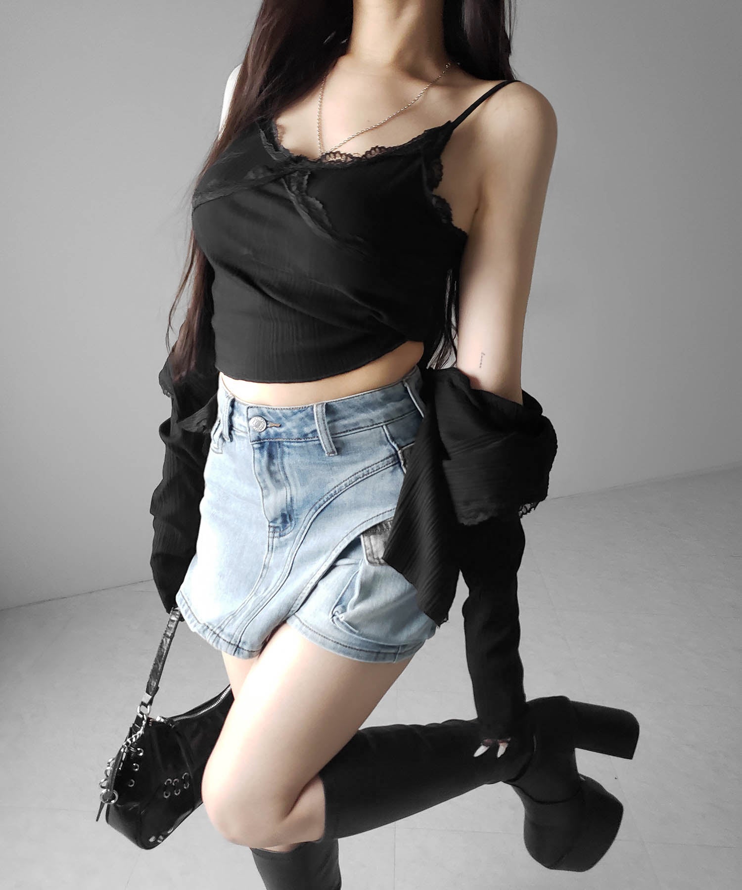 カーゴポケットレイヤードデニムミニスカパン ／ cargo pocket layered denim mini skirt pants