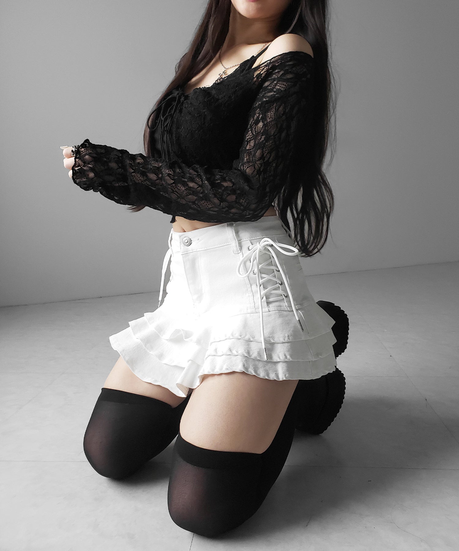 【 インパン裏地付 】レースアップブラックフリルミニスカート ／ laceup black frill mini skirt