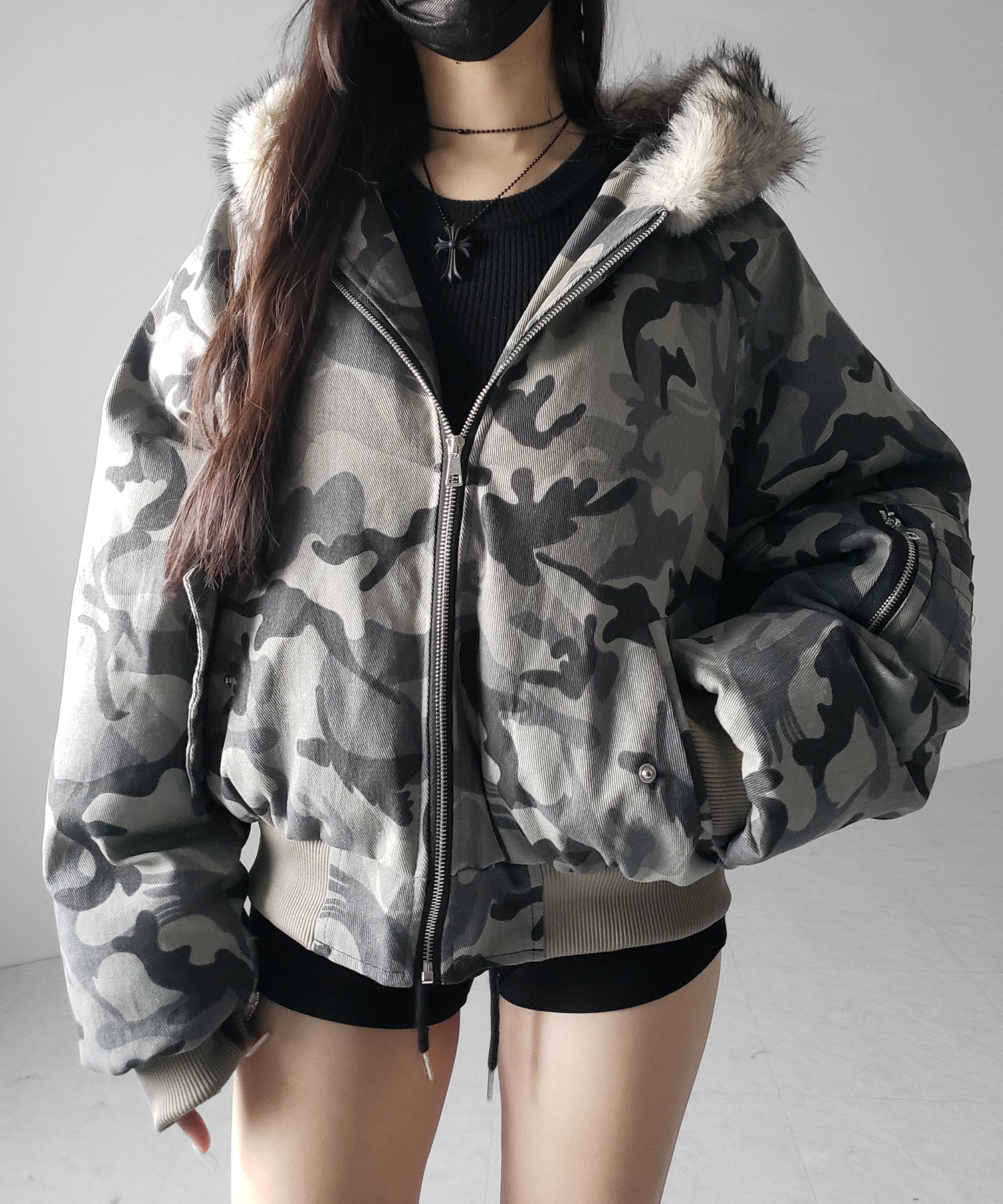 カモフラフェイクファーフーディ中綿ジャケット ／ camouflage fake fur hoodie down jacket