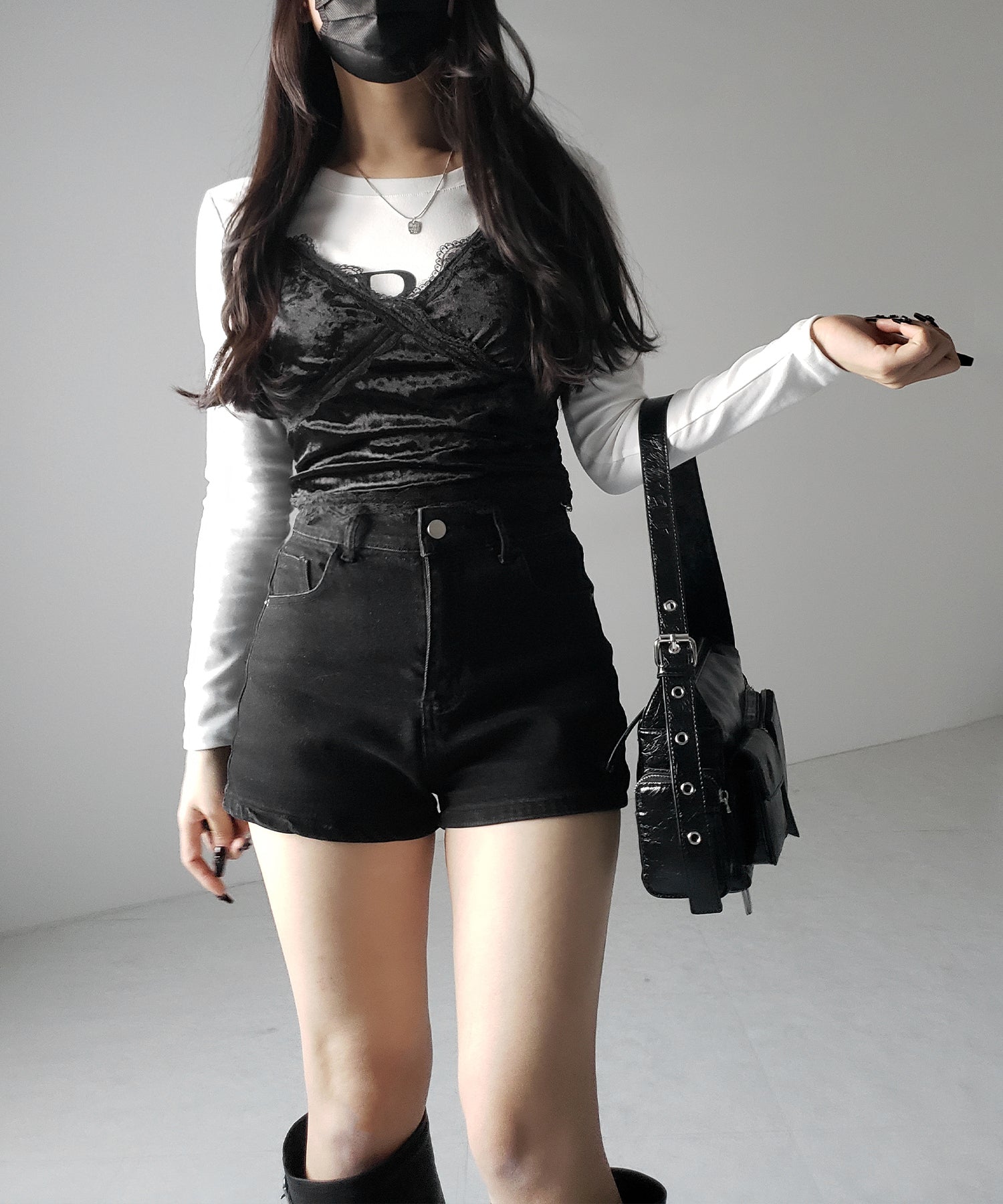 【 カップ付き 】レーシーベロアショートビスチェキャミソール ／ velor lacy short bustier camisole