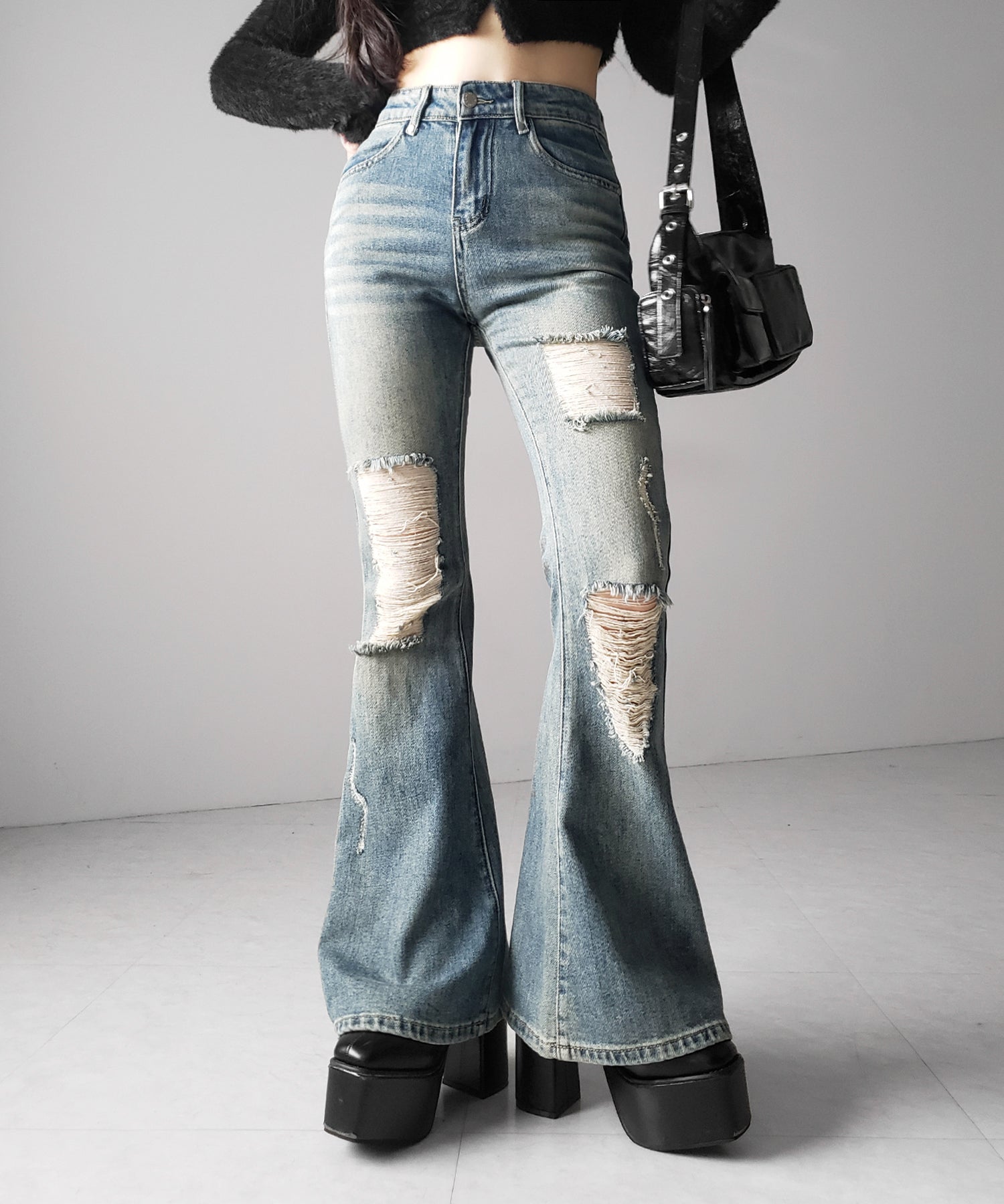 クラッシュダメージヴィンテージフレアデニム ／ crush damage vintage flare denim