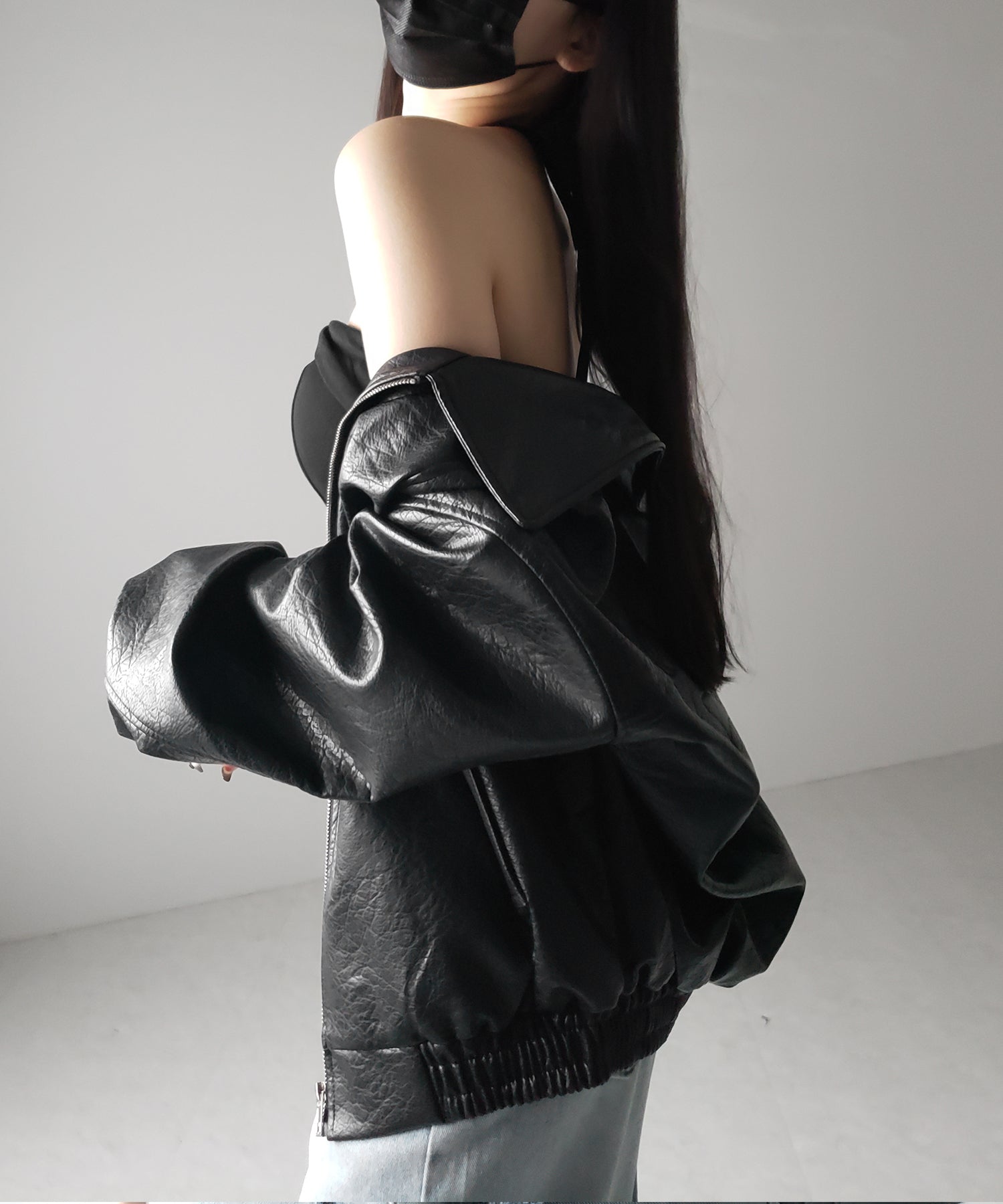 【 ２WAY／ カップ付 】ジップアップクロスストラップリボンベアトップス ／ zip up cross strap ribbon bare tops