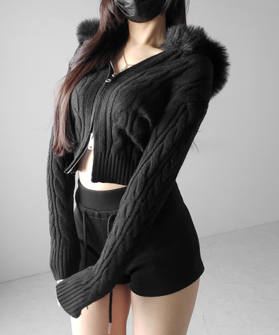 ファーフーディダブルジップショートニットパーカー ／ Fur hooded double zip short knit hoodie