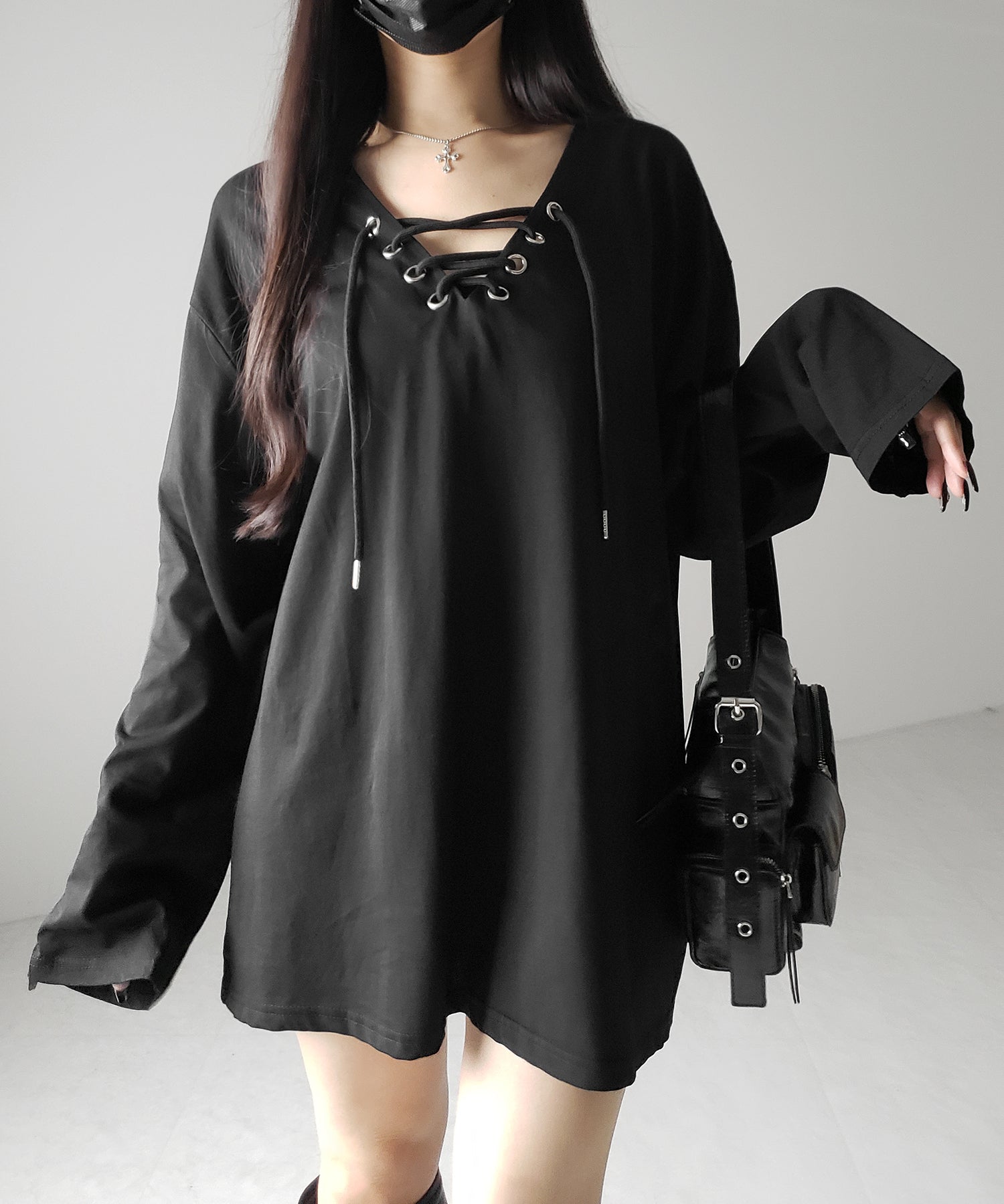 【 ２color 】レースアップルーズシルエット長袖ビッグTシャツ ／ laceup loose silhouette long sleeve big T-shirt