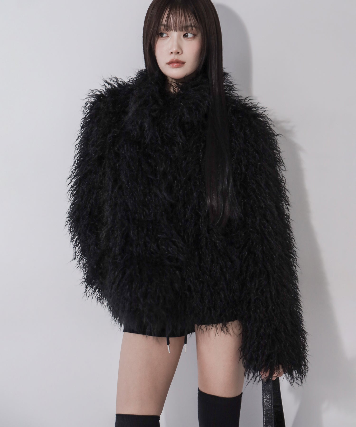 シャギーフェイクファーレディミドルコート ／ shaggy fake fur lady middle coat