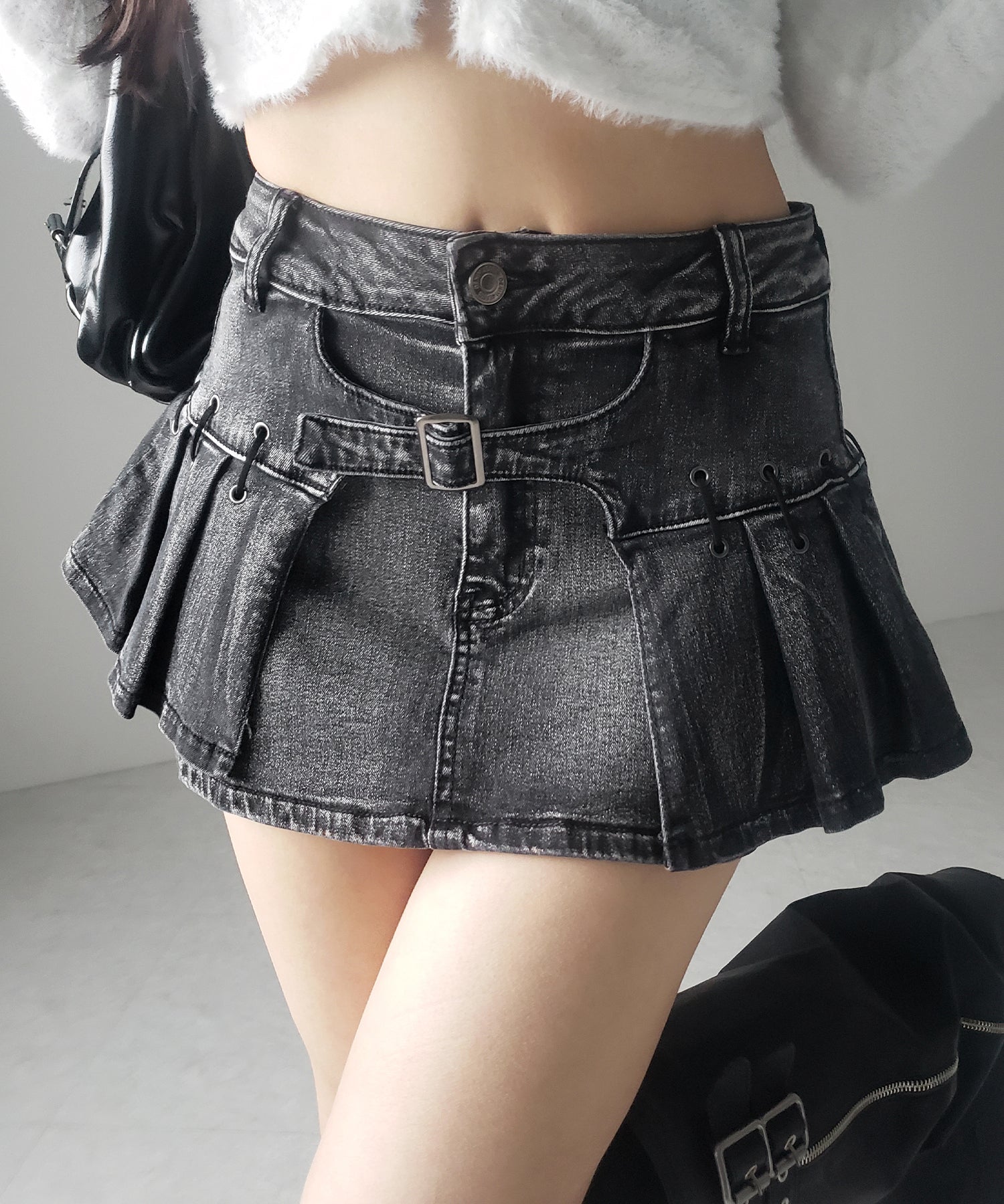 【 インパン裏地付 】ベルテッドマイクロプリーツデニムミニスカパン ／ belted micro pleats denim skirt pants