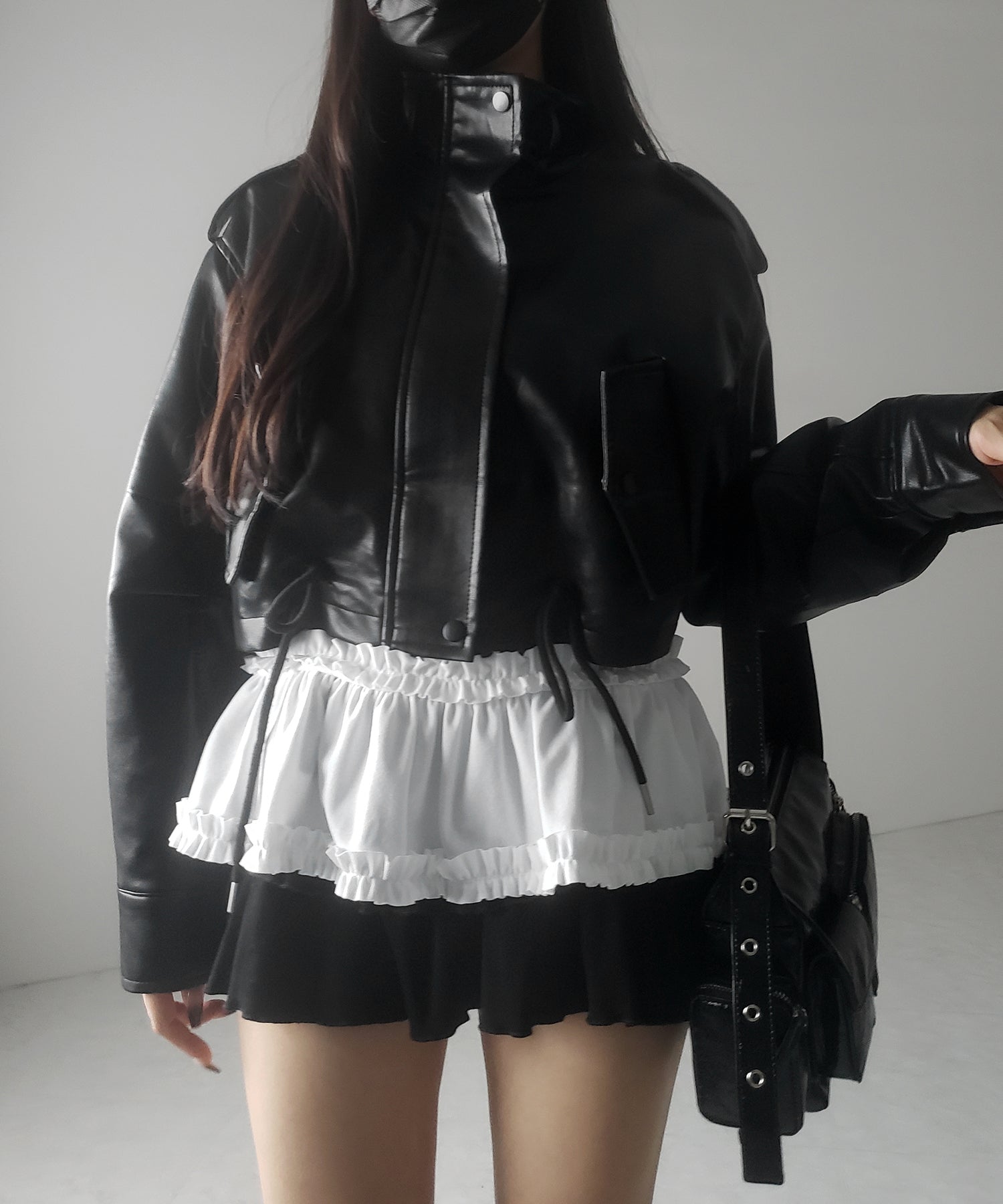 【 ３color 】裾フリルレイヤード長袖トップス ／ hem frill layered long sleeve tops