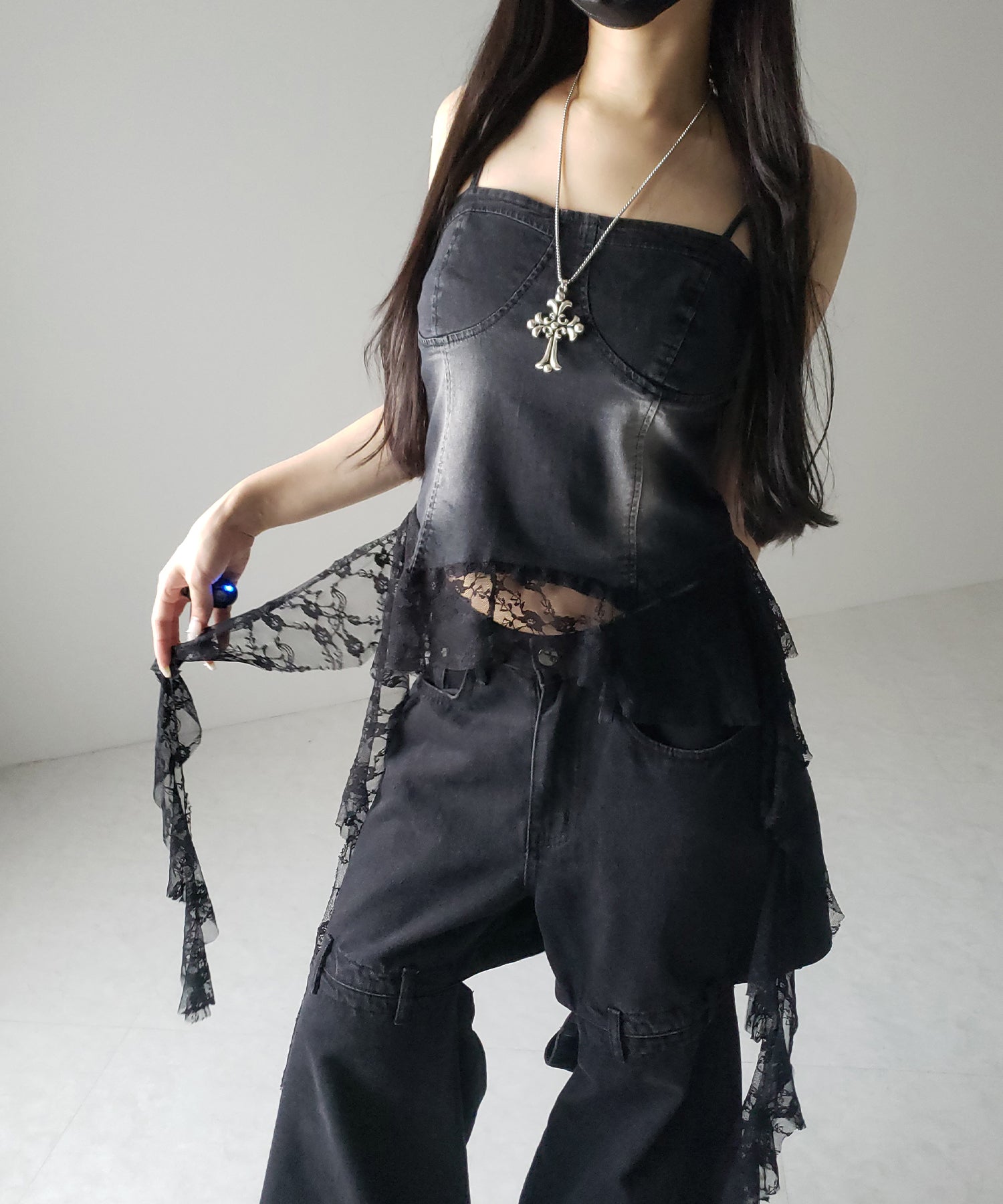 ヴィンテージライクレースフリルデニムビスチェ ／ vintage like lace frill denim bustier
