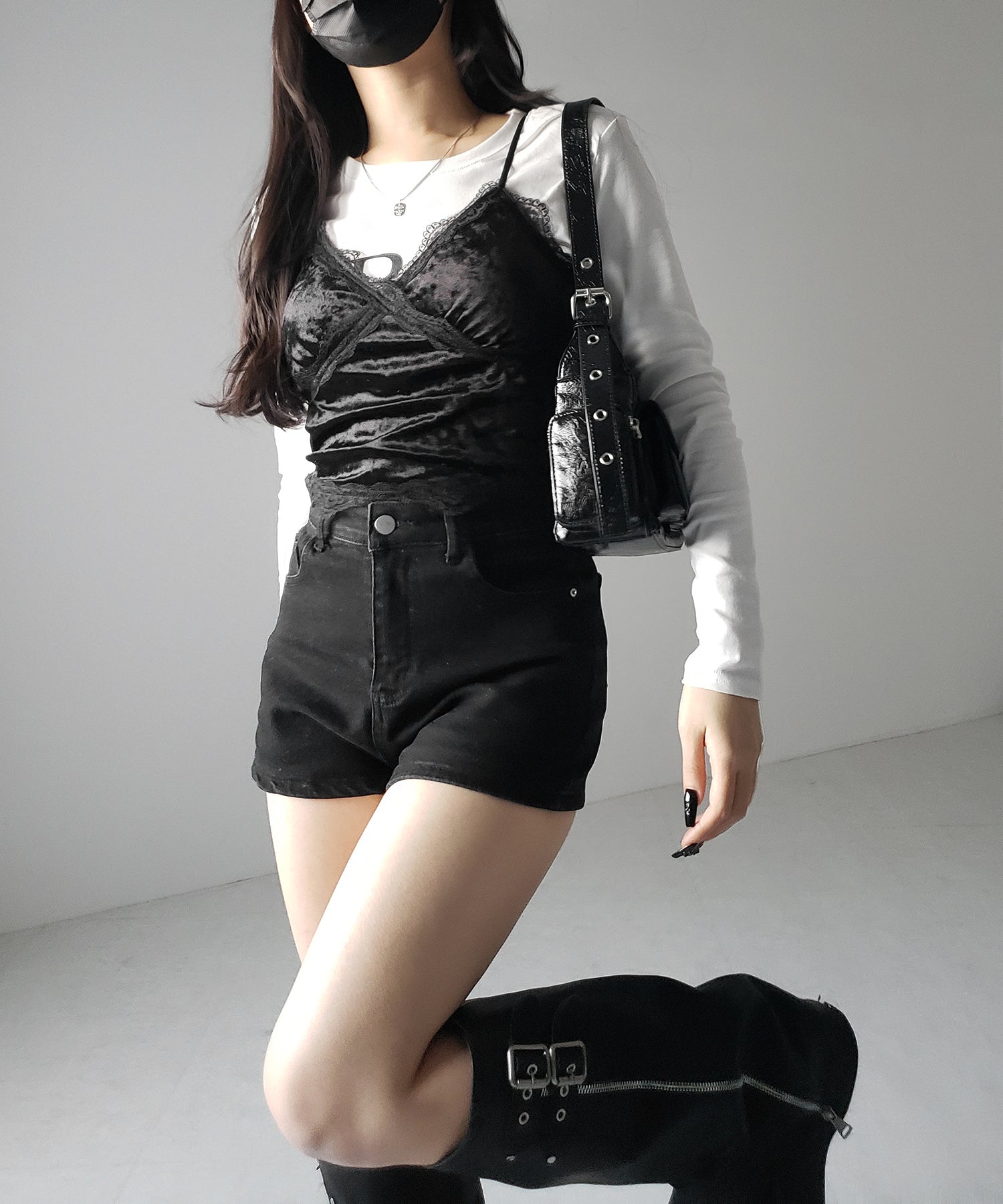 【 カップ付き 】レーシーベロアショートビスチェキャミソール ／ velor lacy short bustier camisole