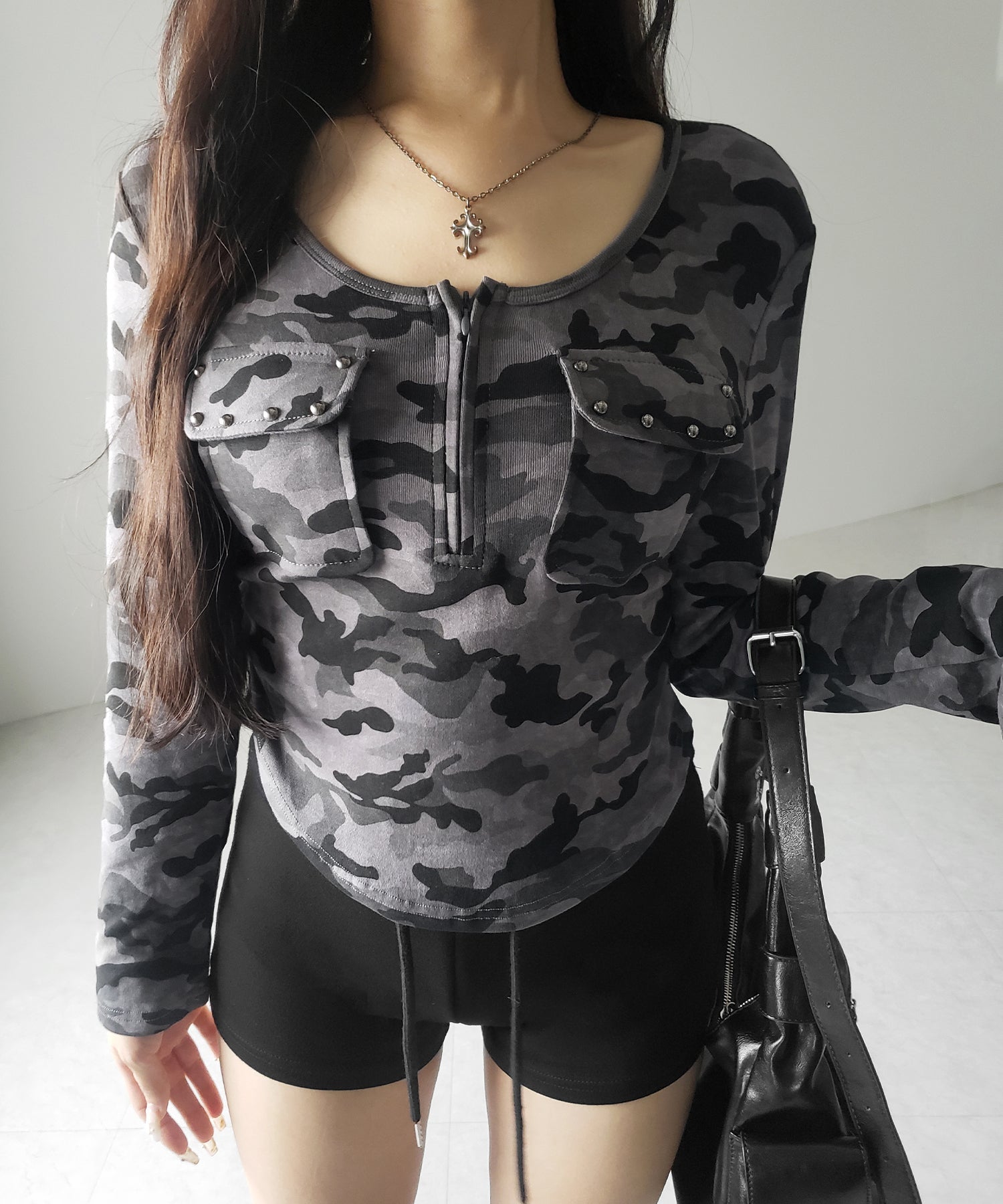 ヴィンテージカモフラアウトポケットジップロンT ／ vintage camouflage out pocket zip longsleeve T-shirt