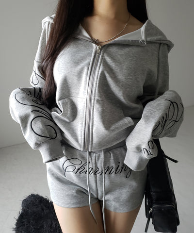 【 セットアップ 】レタリングロゴ刺繍ジップアップパーカー＆ショートパンツ ／ lettering logo embroidery zip-up hoodie ＆ short pants SETUP