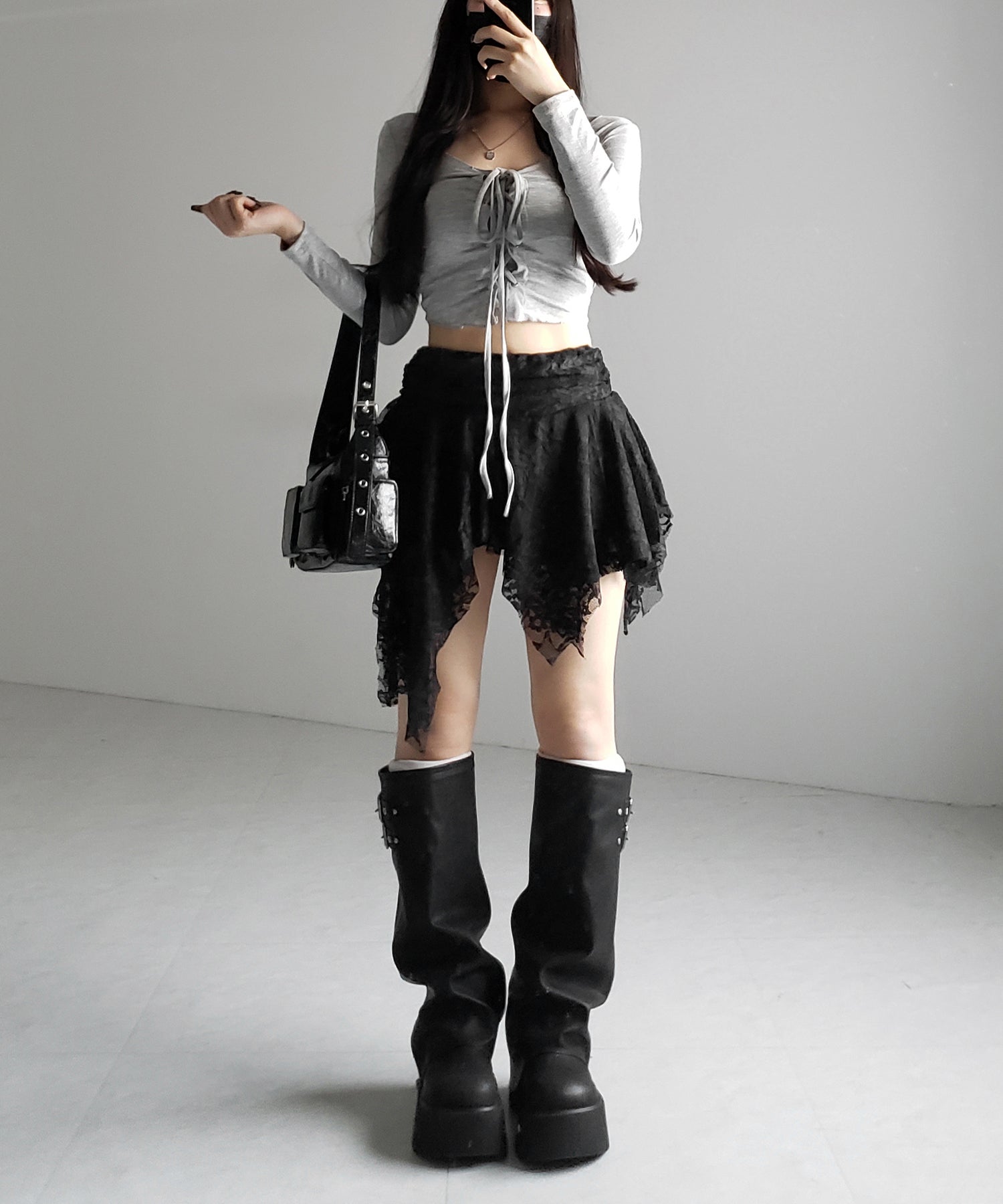 【 ３color 】レースアップフロントリボンショートスリムトップス ／ lace up front ribbon short slim tops