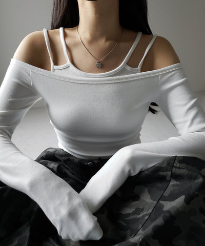 【 ２color 】レイヤードダブルストラップオフショルトップス ／ layerd double strap off shoulder tops
