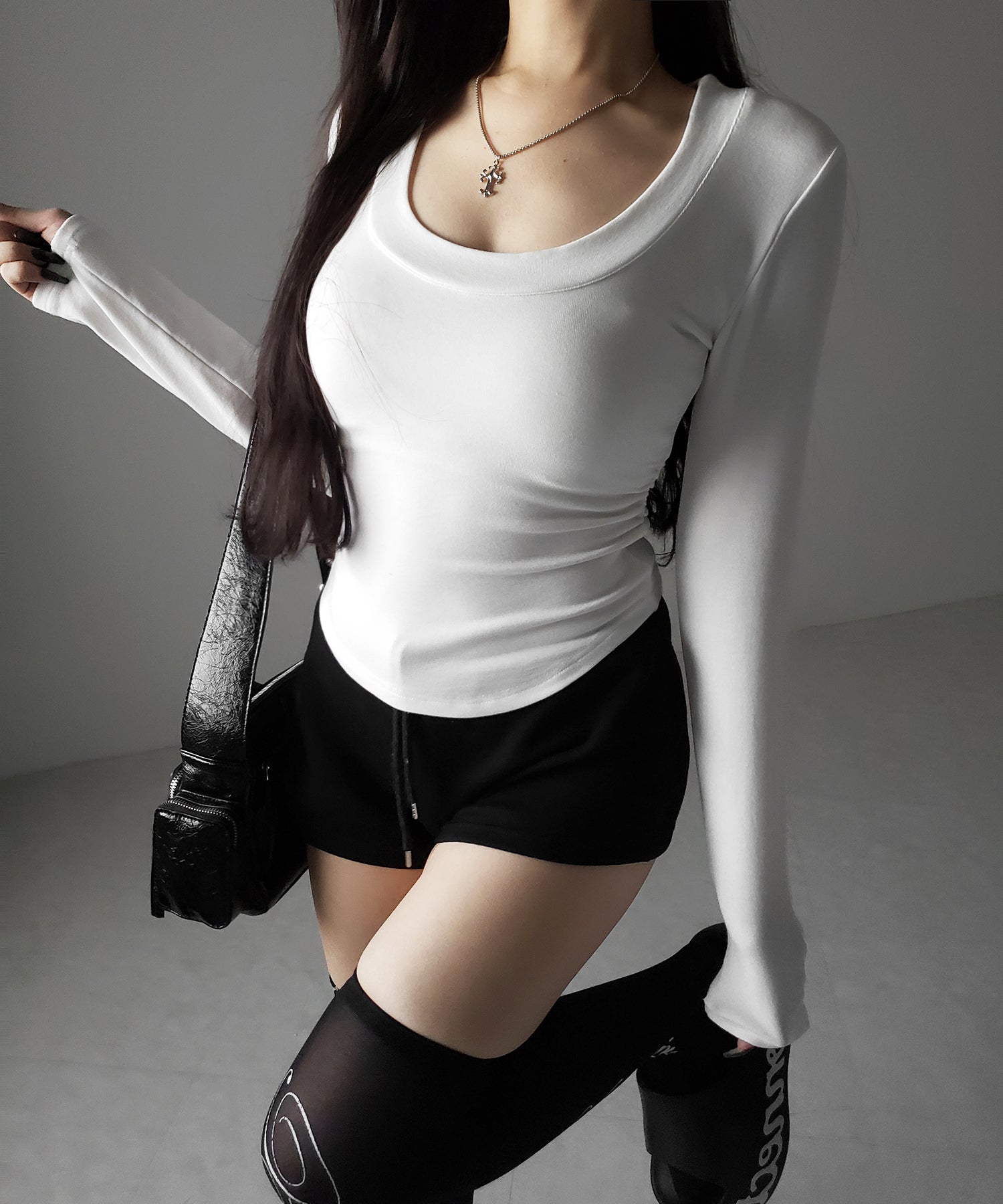 UネックスーパーフィットスリムロンT ／ U-neck super fit slim long sleeve T-Shirt
