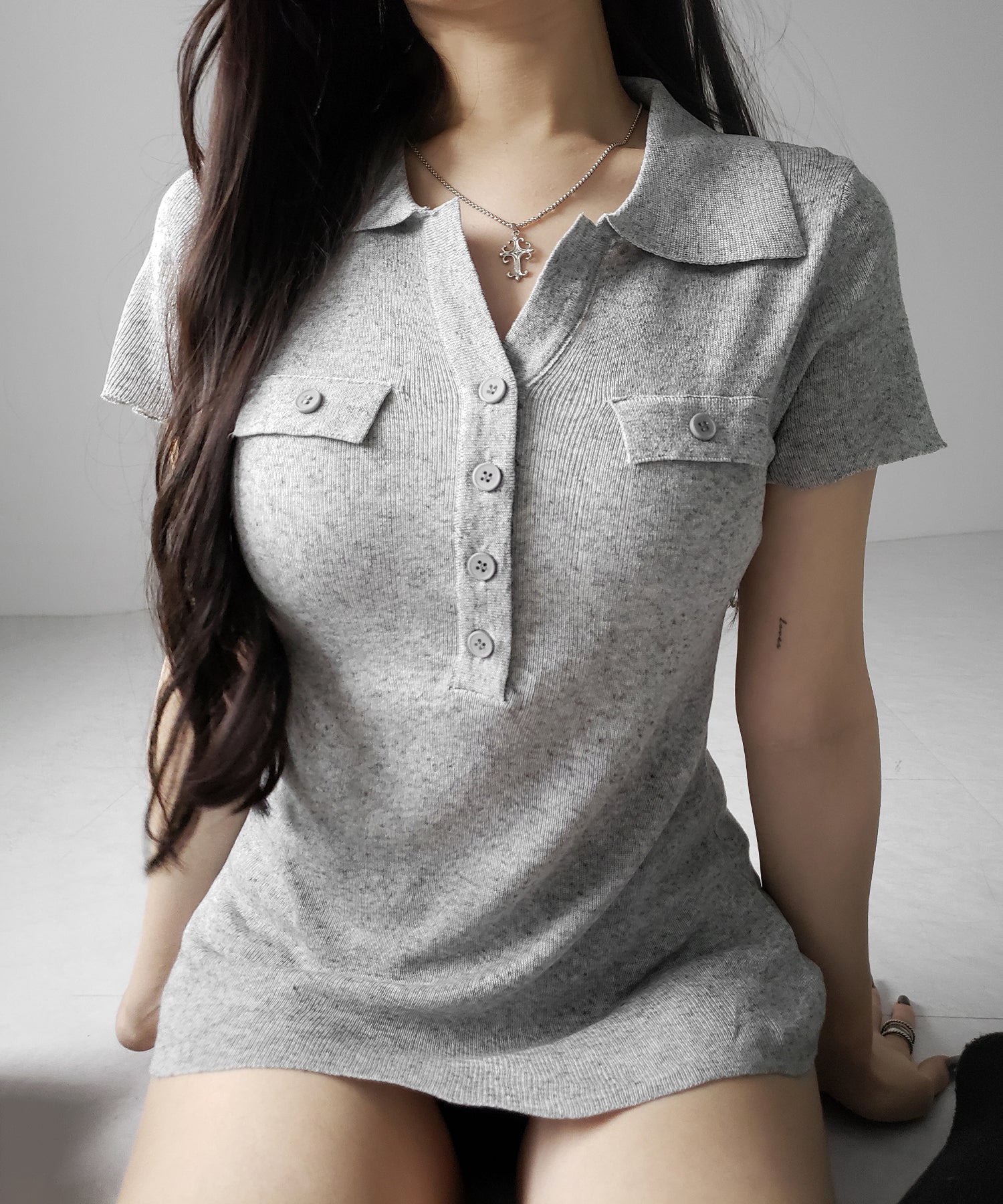 スキッパーボタンロングシアーニットトップス ／ skipper button long sheer knit tops