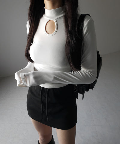 【 ３color 】裏起毛カットアウトプチハイネックトップス ／ urakimo cutout puchi highneck tops