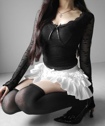 フロントリボンVネックレイヤードレーストップス ／ front ribbon v-neck layered lace tops