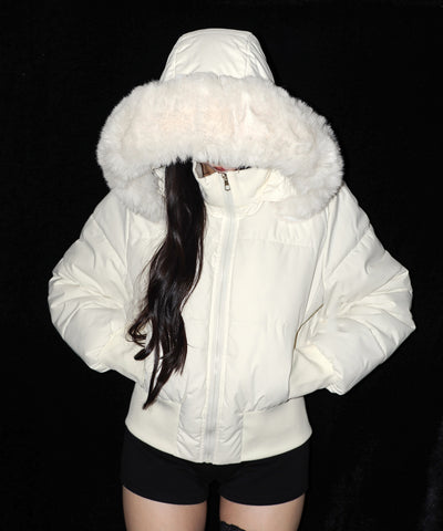 フェイクファーフード中綿ショートジャケット ／ fake fur hoodie fake down short jacket