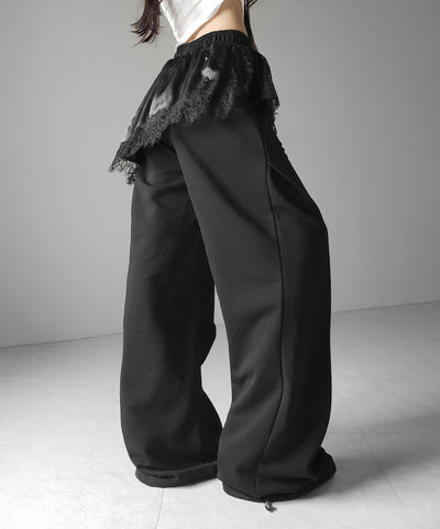 レースドッキングレイヤードスウェットワイドパンツ ／ lace docking layered sweat wide pants