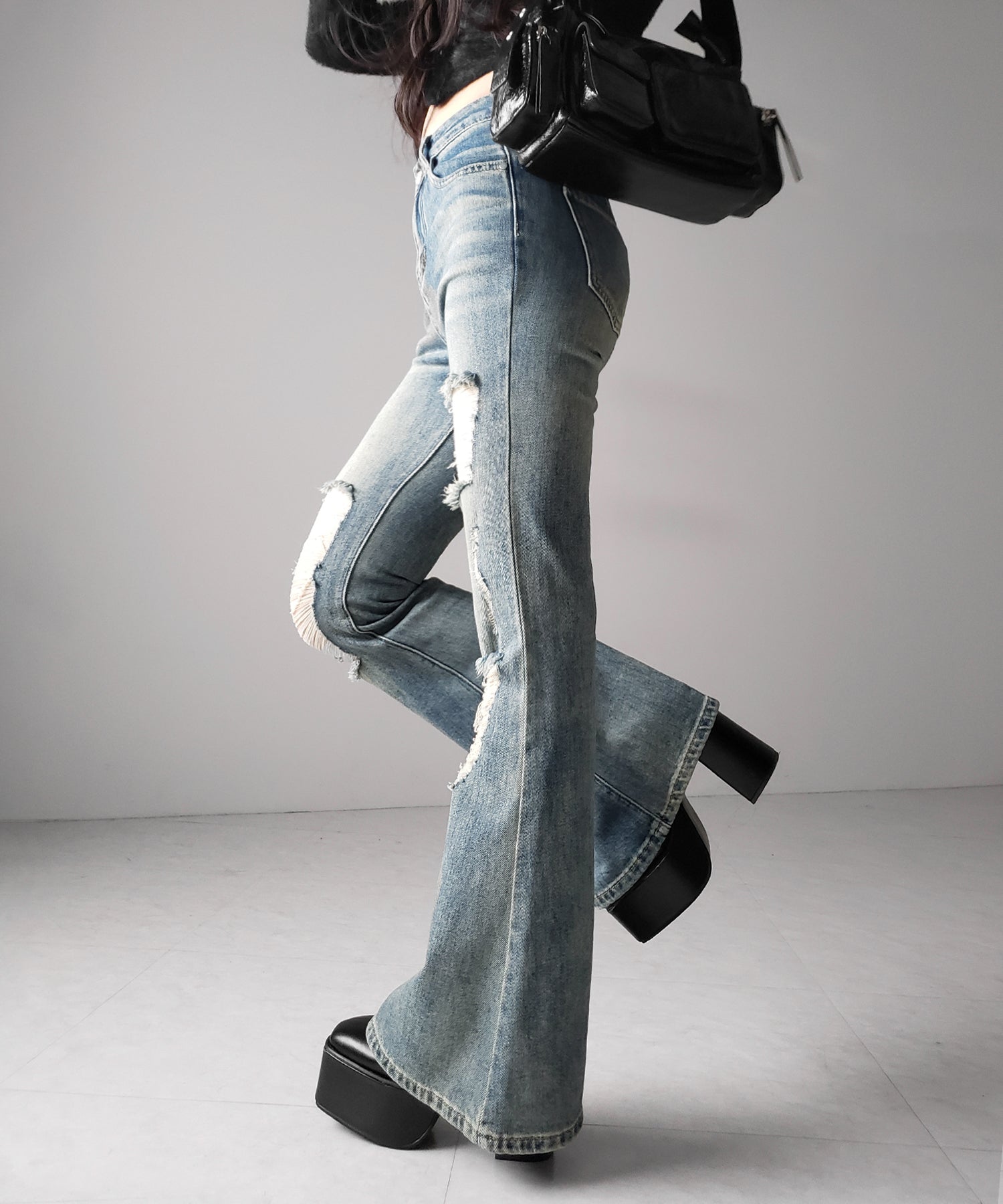 クラッシュダメージヴィンテージフレアデニム ／ crush damage vintage flare denim